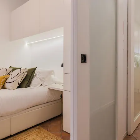 Sunny Garden 2bdr By Lovelystay Апартаменты *