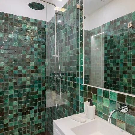 Sunny Garden 2bdr By Lovelystay Апартаменты