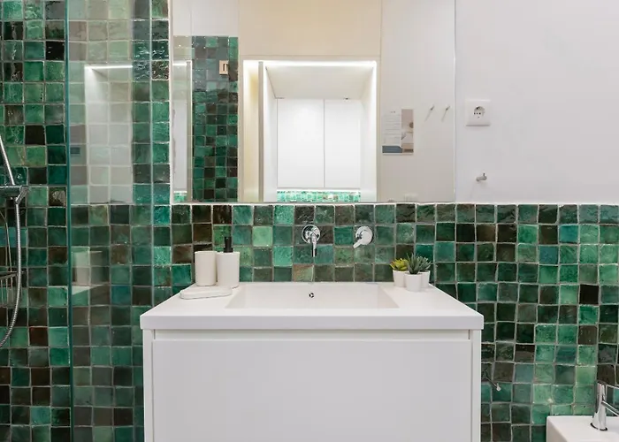 Sunny Garden 2bdr By Lovelystay