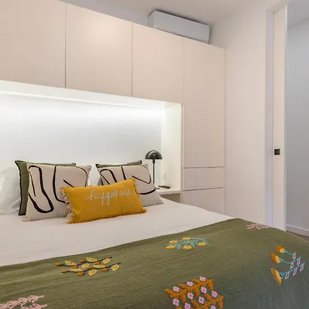 Sunny Garden 2bdr By Lovelystay Διαμέρισμα *