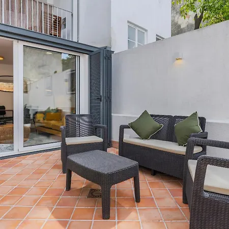 Sunny Garden 2bdr By Lovelystay Διαμέρισμα