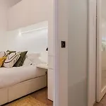 Sunny Garden 2bdr By Lovelystay Apartament *